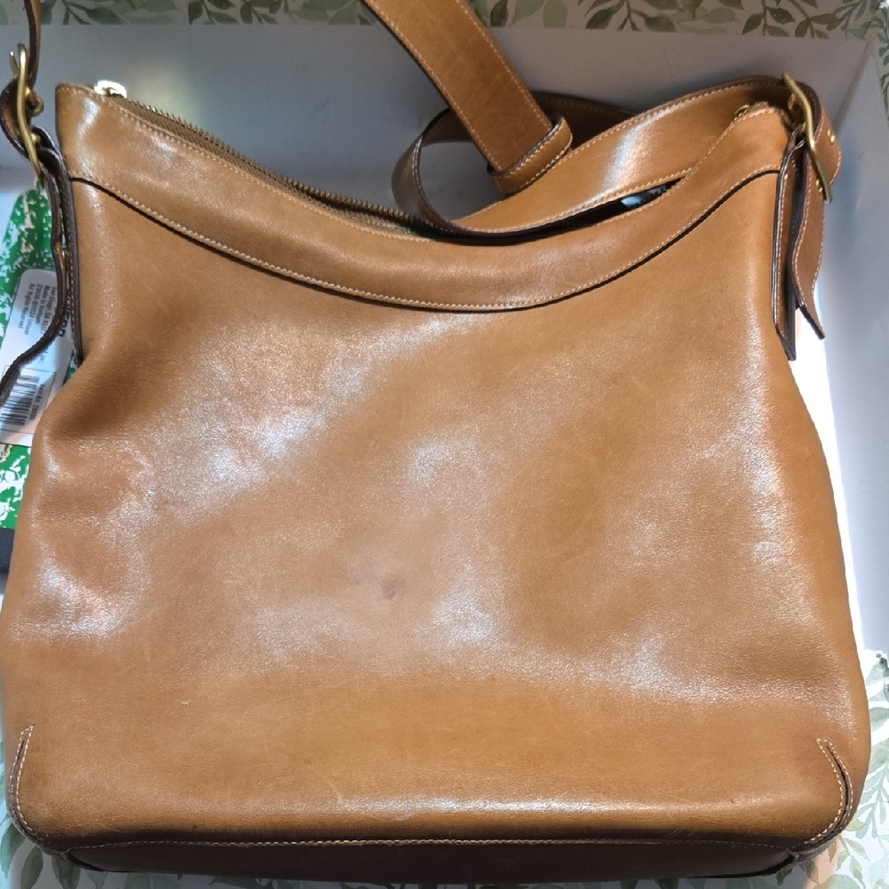 Coach Tan Leather Shoulder Bag - Picture 14 of 16